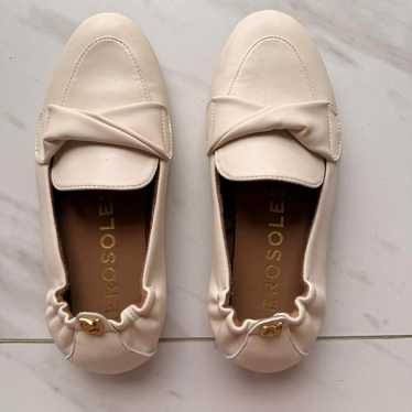 Aerosoles Cream Knot-Detail Women’s Loafers size 9